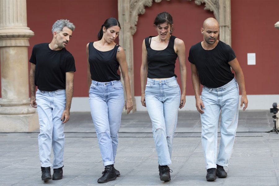 Integrantes de Lacerda bailando